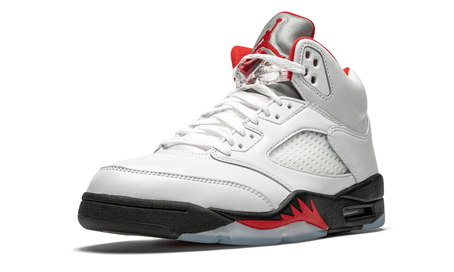 AIR JORDAN 5 RETRO
"Fire Red Silver Tongue 2020"