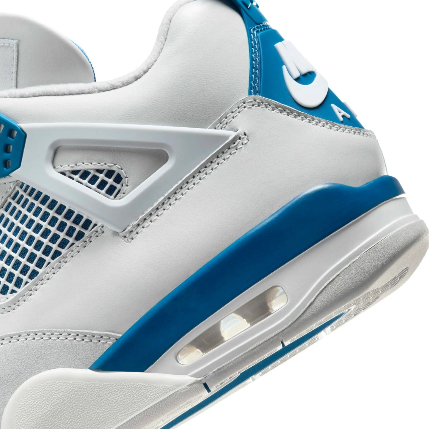 AIR JORDAN 4 OG
"Military Blue"