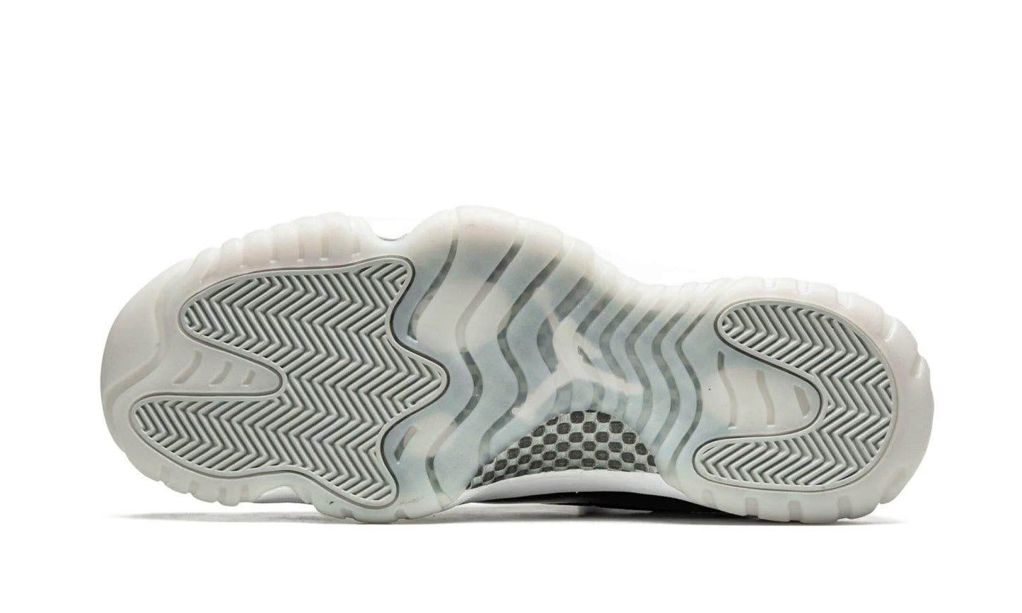 AIR JORDAN XI RETRO
"Jubilee / 25th Anniversary"