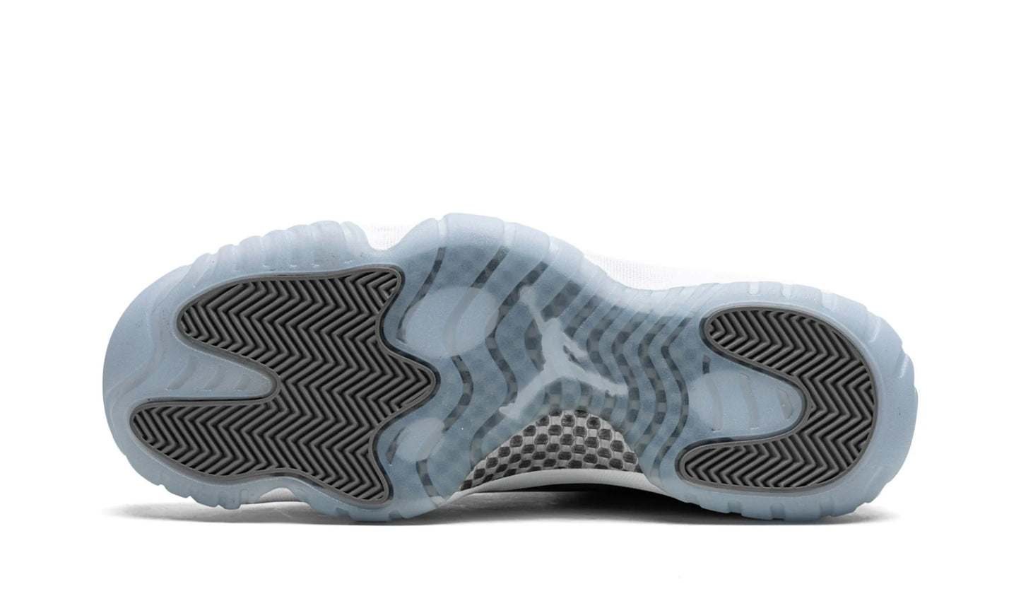 AIR JORDAN XI RETRO
"Cool Grey 2021"