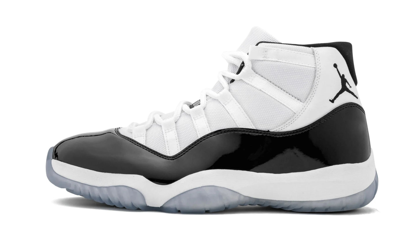 AIR JORDAN XI RETRO
"Concord"
