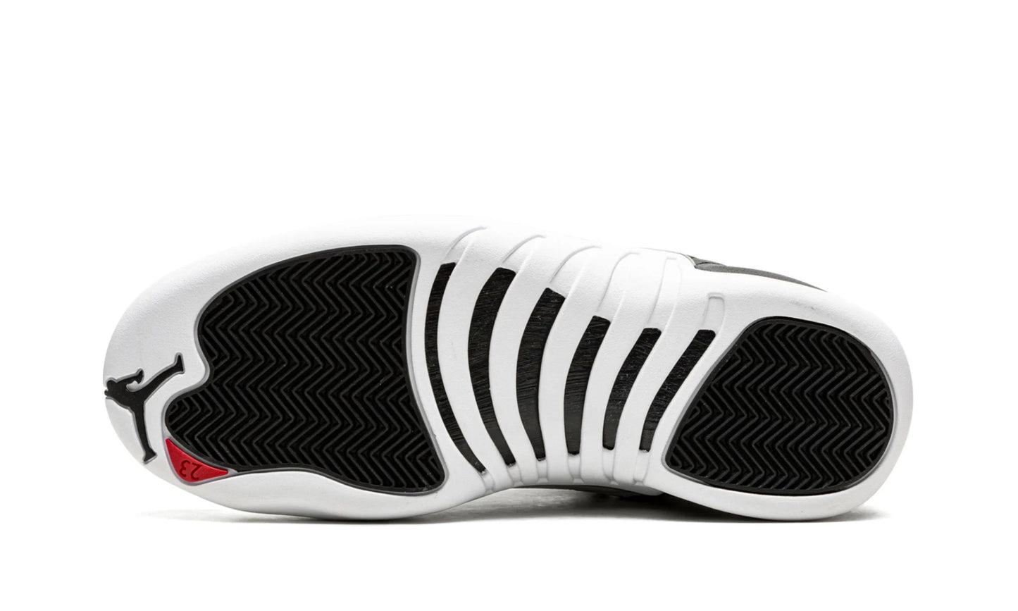 AIR JORDAN XII RETRO
"Playoffs 2022"